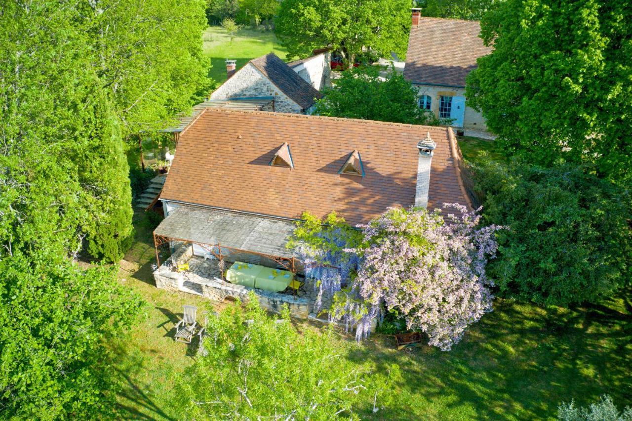 Gites Sibemol Simeyrols Exterior photo