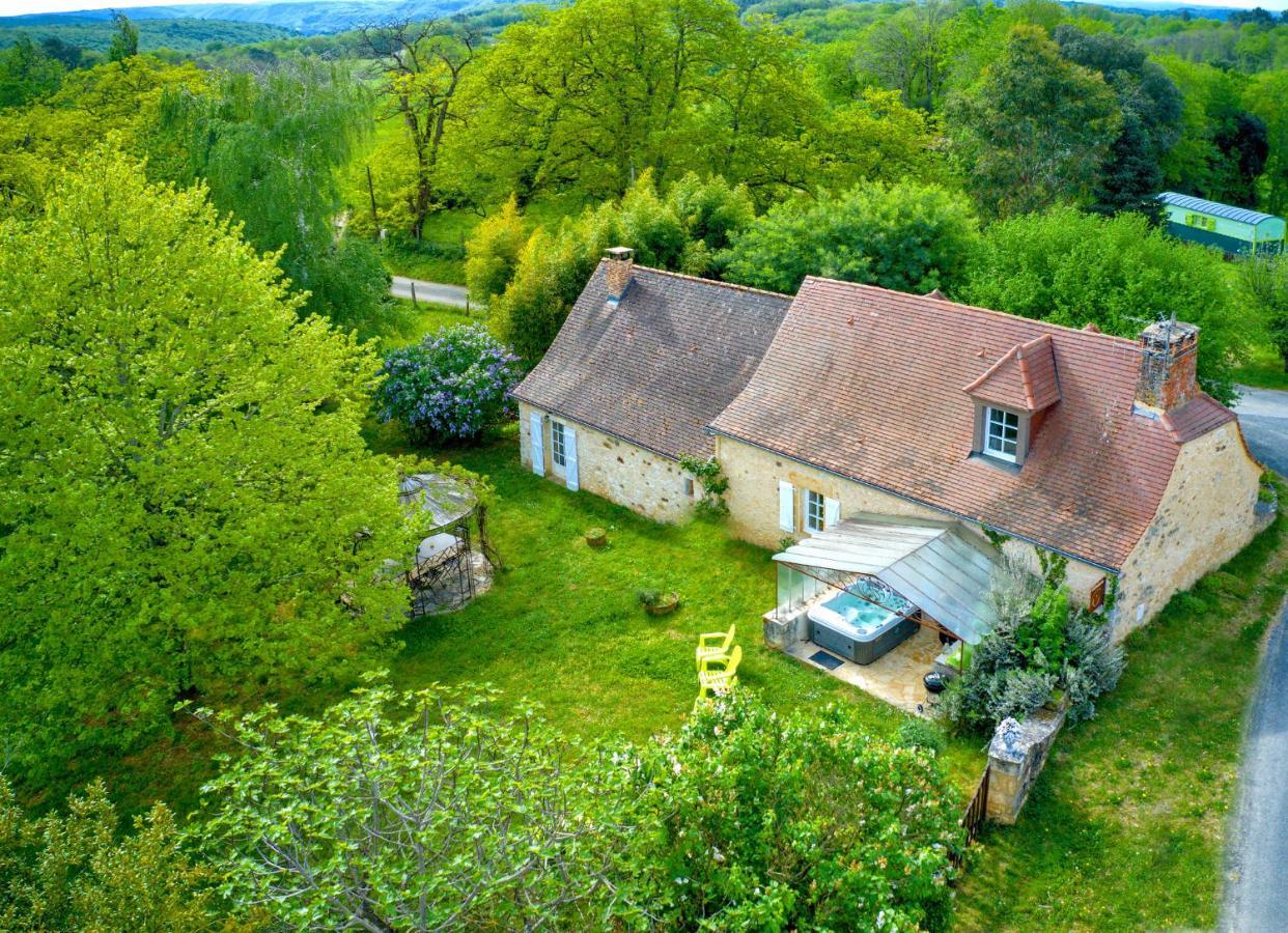 Gites Sibemol Simeyrols Exterior photo